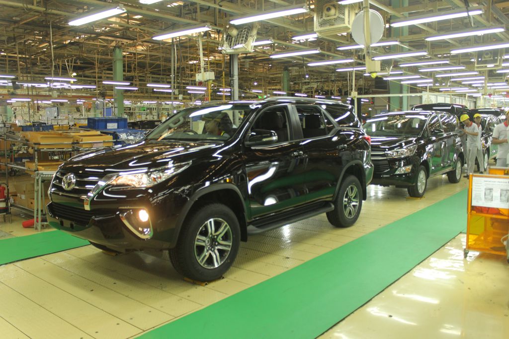 Toyota Indonesia Berkomitmen Melahirkan Mobil Hybrid Dan Listrik